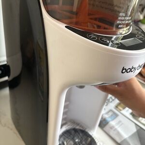 Baby Brezza White and Black Formula Dispenser